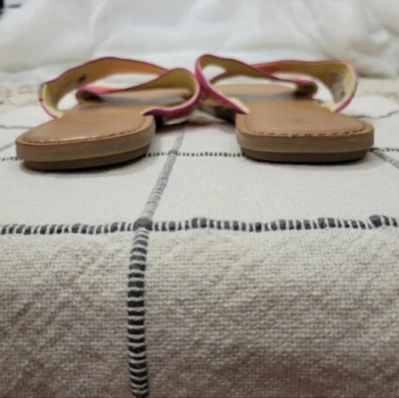 Tom's The Original 1 for 1 Company Women's Viv Striped Flats Slides Slipon Sanda - Picture 9 of 9